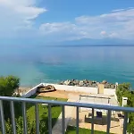 Beachfront Bliss Oasis Appartamento