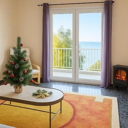 Beachfront Bliss Oasis アパート