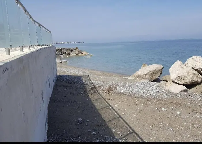 Beachfront Bliss Oasis *